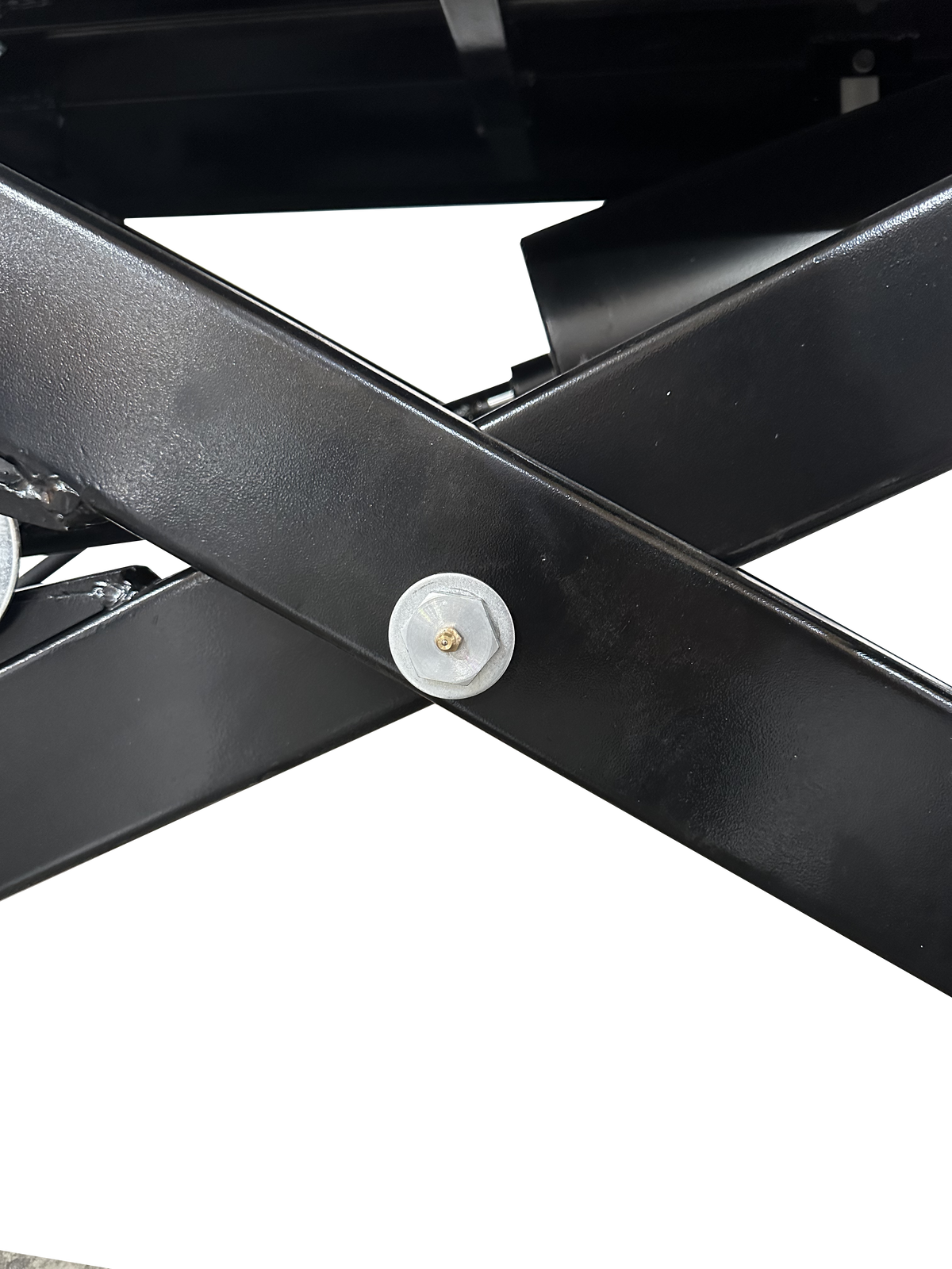 Tuxedo M-1000C 1,000lb Motorcycle Lift (Silver Or Black)